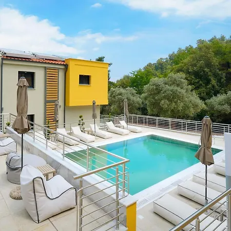 Serenity Apartment *